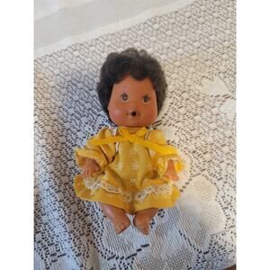 5" SMALL LITTLE HONG KONG DRINK WET TOY DOLL